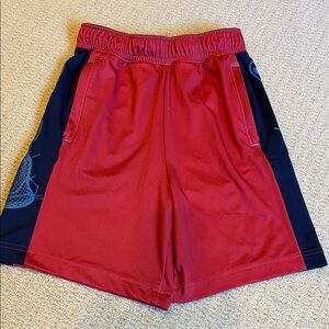 Vineyard Vines Performance Shorts - Red and Navy